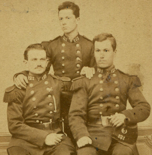FRENCH MEN IN UNIFORM, AFFECTIONATE POSE. CDV. LYON, FRANCE.