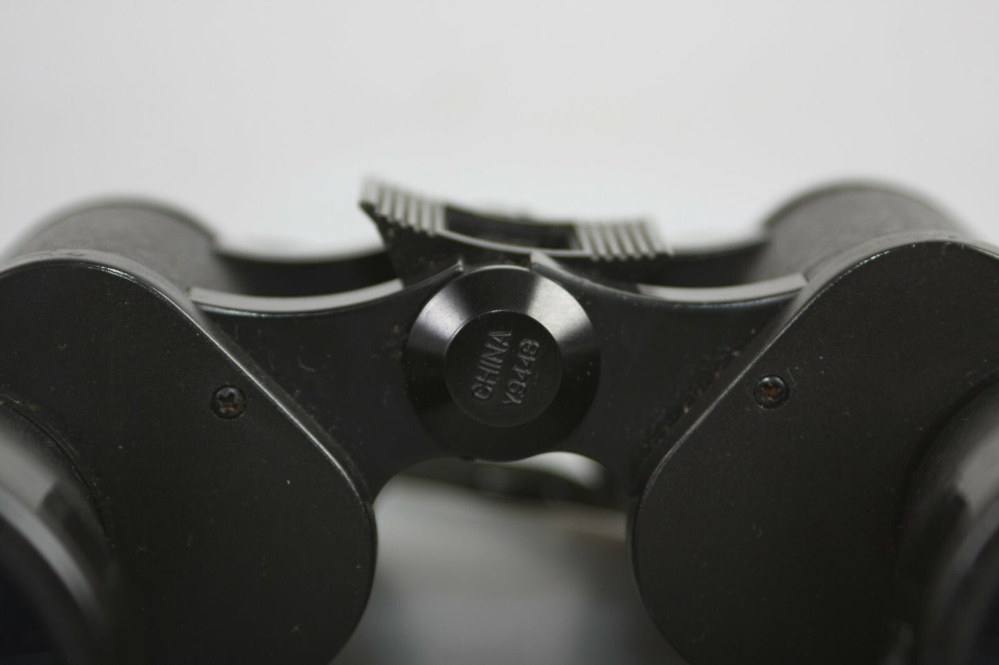 Bushnell 10X50 Binoculars with Case