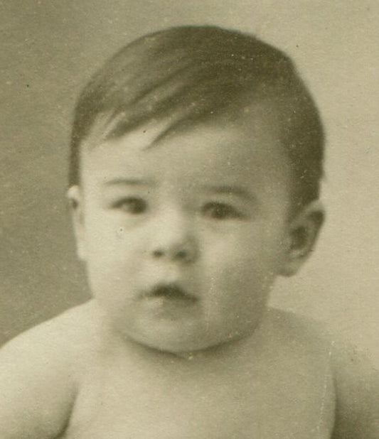 CUTE BABY ON FUR RUG. CDV.