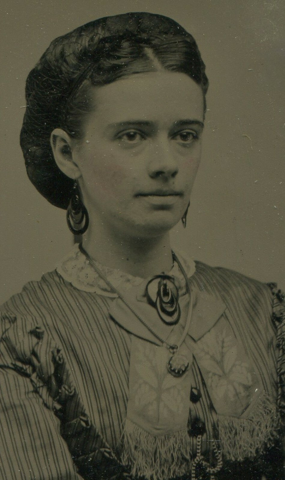 Vintage Tintype Portrait: Pretty Woman with Jewelry, Original 3.75x2.5in Photo