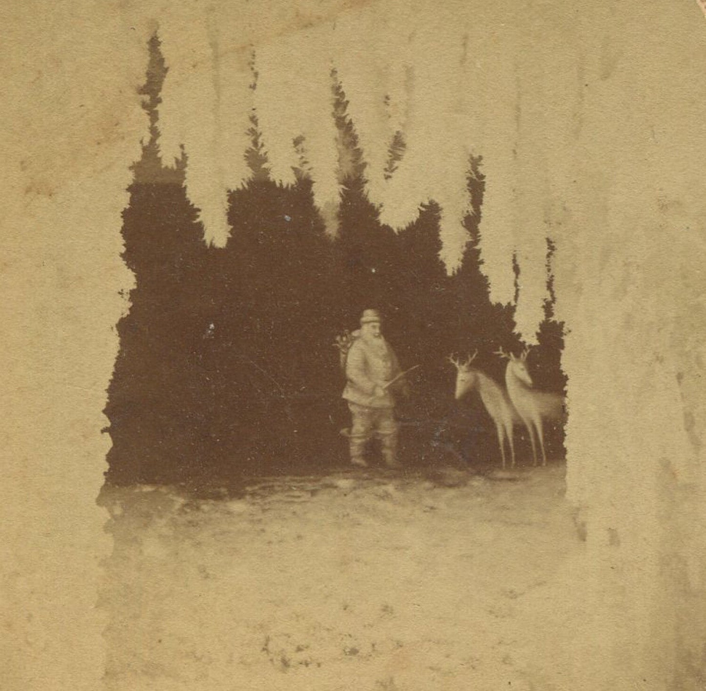 SANTA CLAUS AND REINDEER. STEREOVIEW.