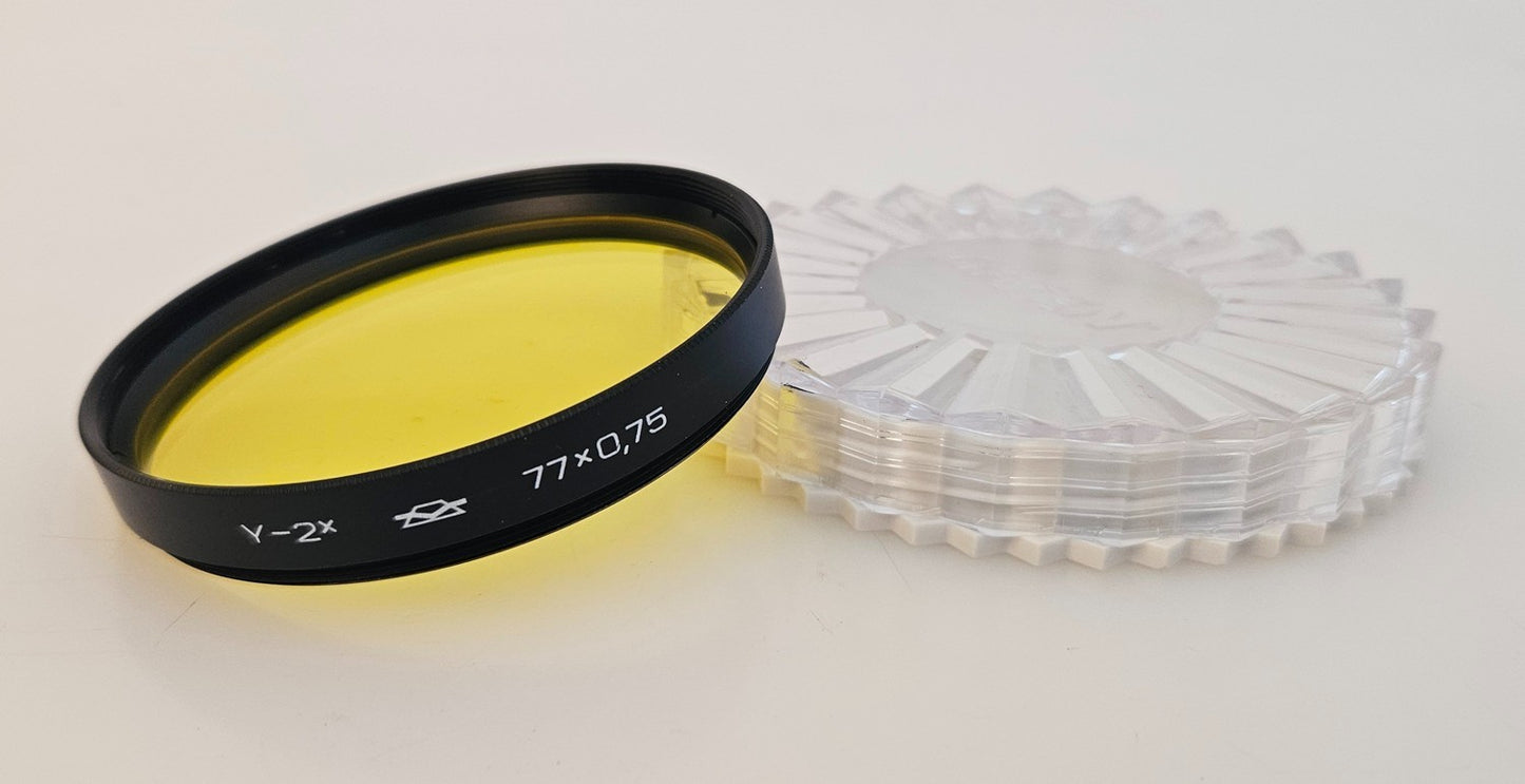 77mm Yellow Lens Filter with Case
