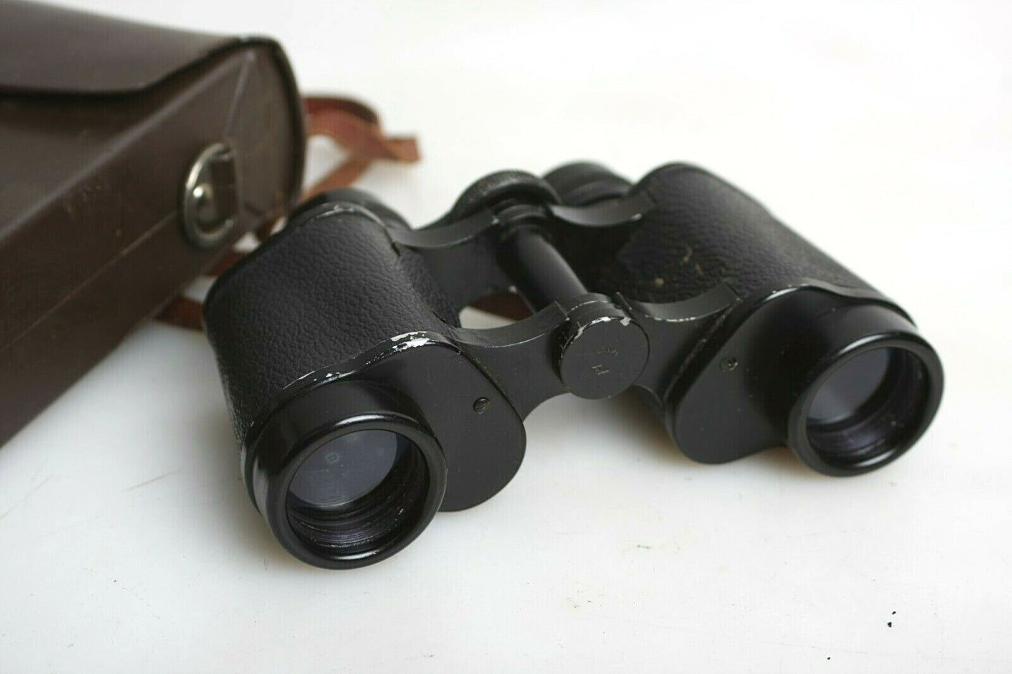 Swift Vega Oceanic 6X30 Binoculars #750 with Case