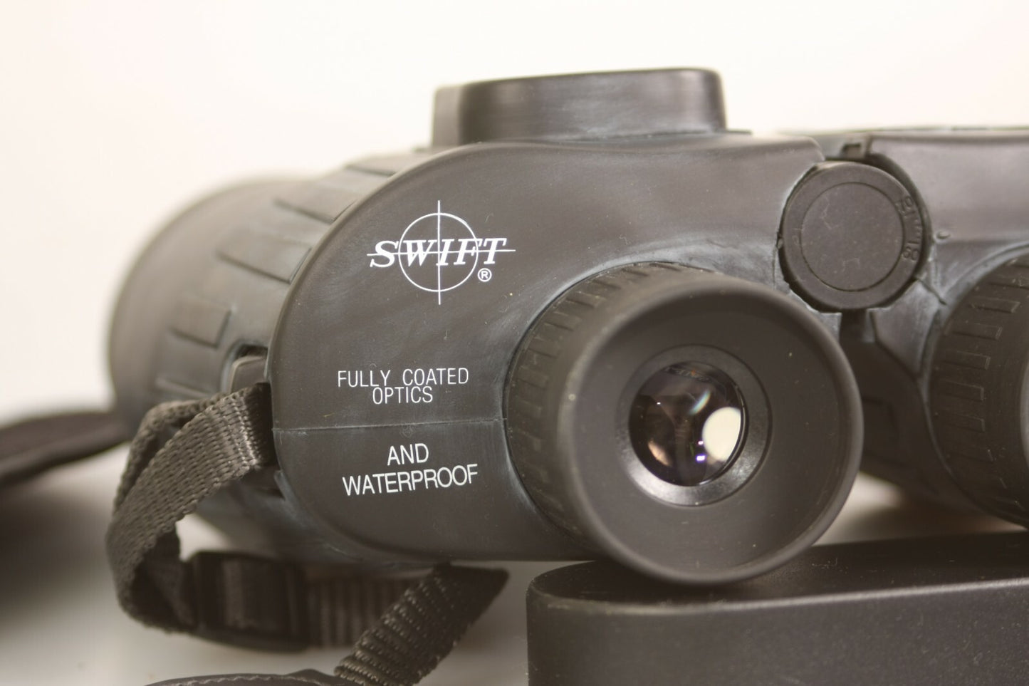 Swift Sea King 7X50 Waterproof Rubberized Binoculars w Case
