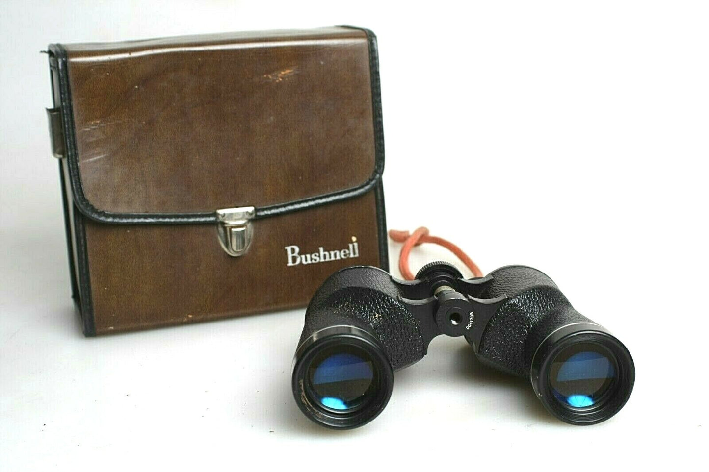 Bushnell Ultra Vision 7X35 Binoculars with Original Case