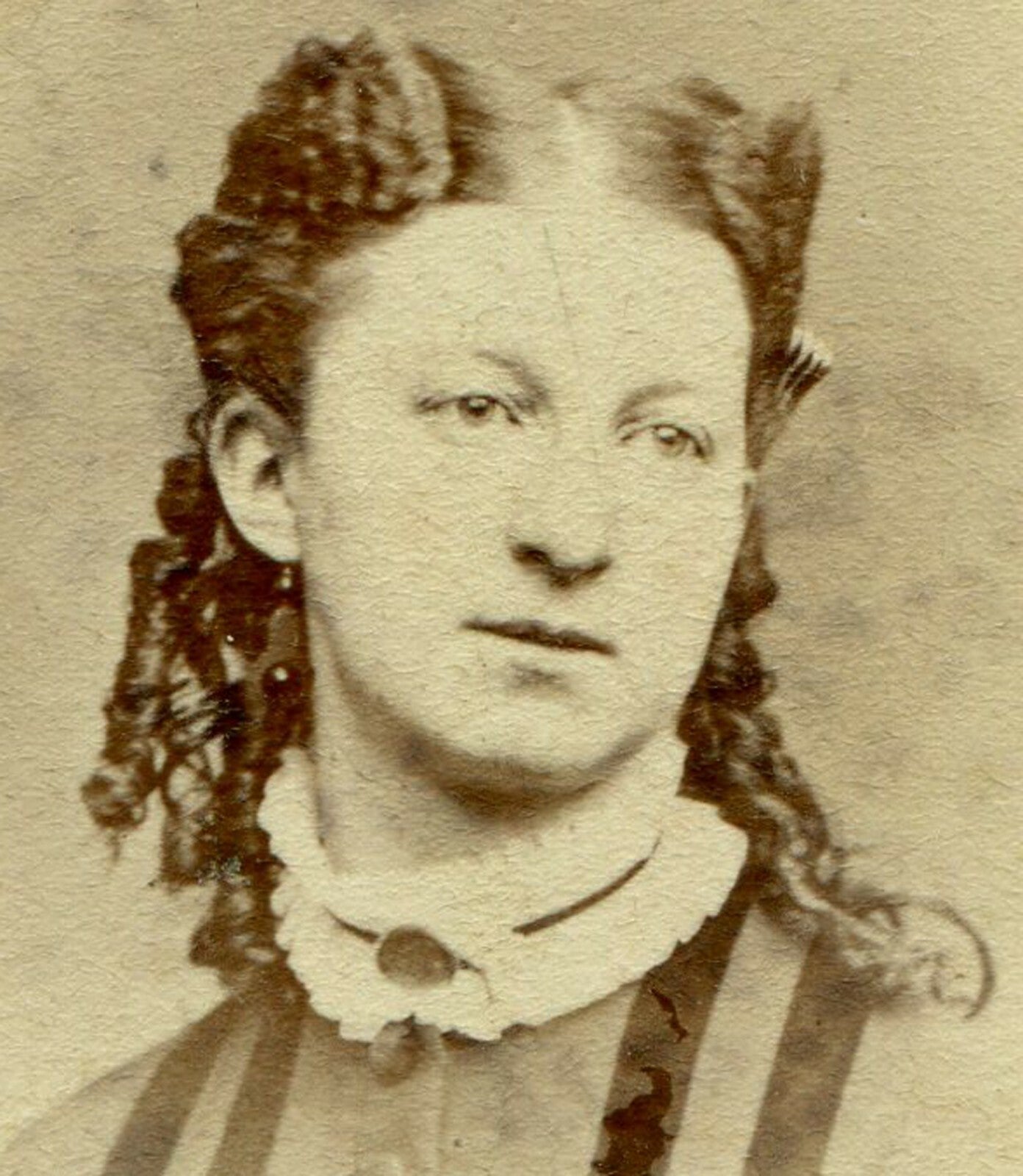 WOMAN W/HAIRSTYLE TO COVER HER HORNS. CDV. ST. JOHN, NEW BRUNSWICK, CANADA.