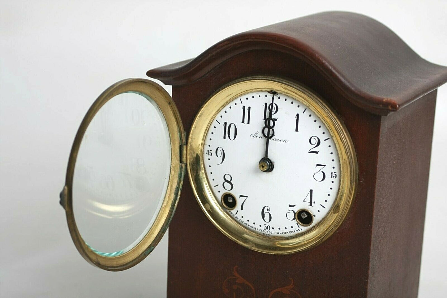 Vintage New Haven Mantel Clock with Porcelain Dial, Mahogany Inlay, Time & Strike