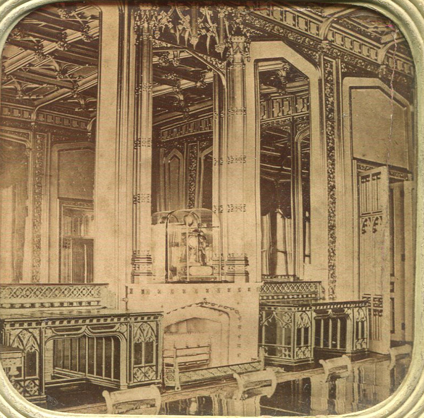 OPULENT CASTLE INTERIOR. STEREOVIEW TINTED TISSUE.