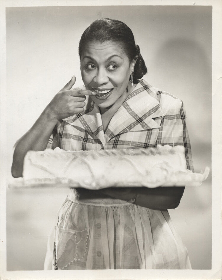 1952 PORTRAIT OF AFRICAN-AMERICAN WOMAN EATING A CAKE - REPRINT