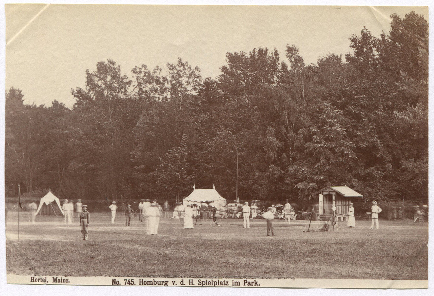 UPPER CLASS LEISURE IN PARK. UNMOUNTED ALBUMEN.