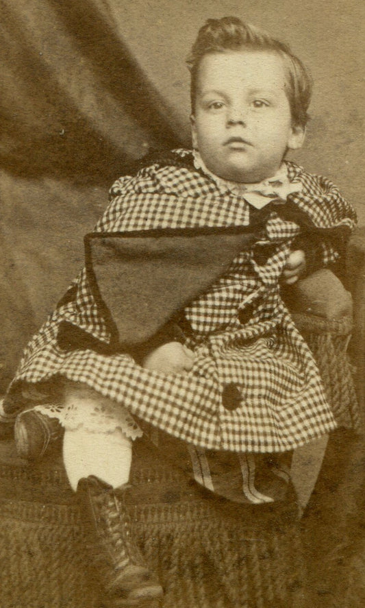YOUNG CHILD W/STRONG FASHION SENSE. VERY DRAMATIC. CDV. ST. JOHN, NEW BRUNSWICK.