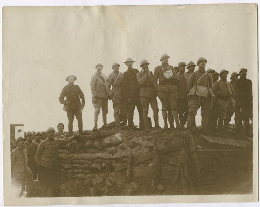 TROOPS WATCHING BOMBARDMENT OF GERMAN POSITION. WWI. (8X10 REPRINT)