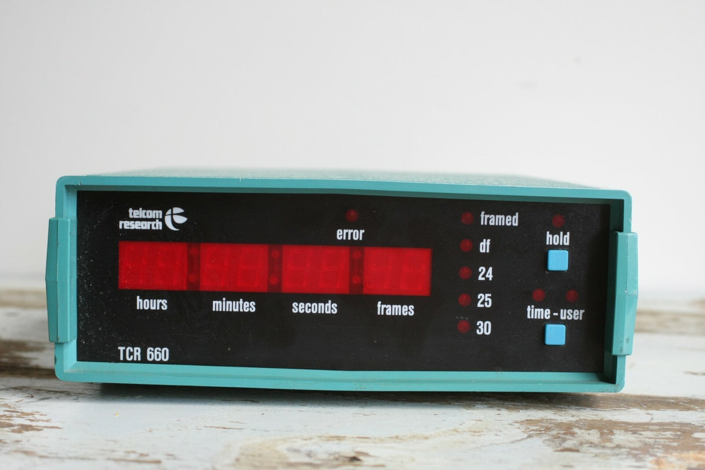Telecom Research Time Generator TCR 660