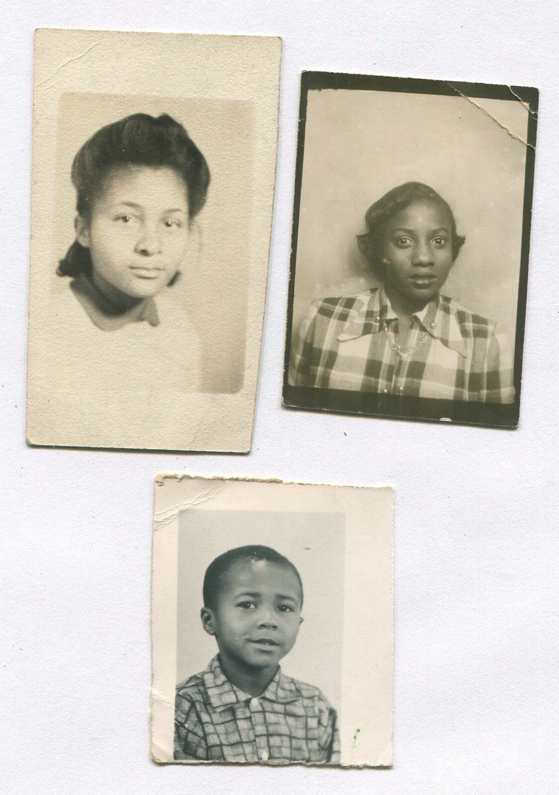 SCHOOL PHOTOS. BLACK CHILDREN. 3 SET. B&W 1.75X1.25.