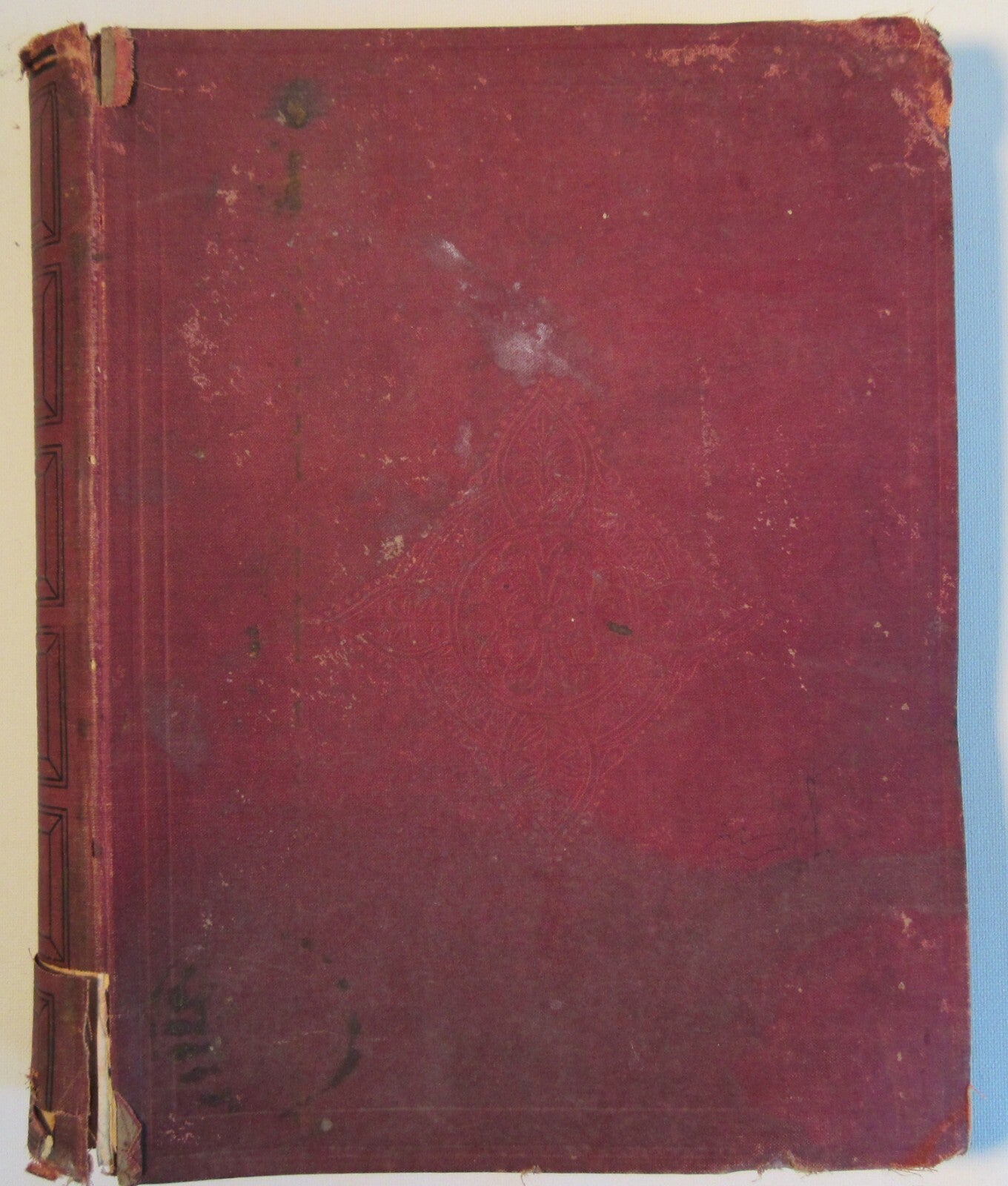 ANTIQUE PHOTO ALBUM, DISTRESSED PRESENTATION. PAGES SLIT TO HOLD 8X10 PHOTOS.