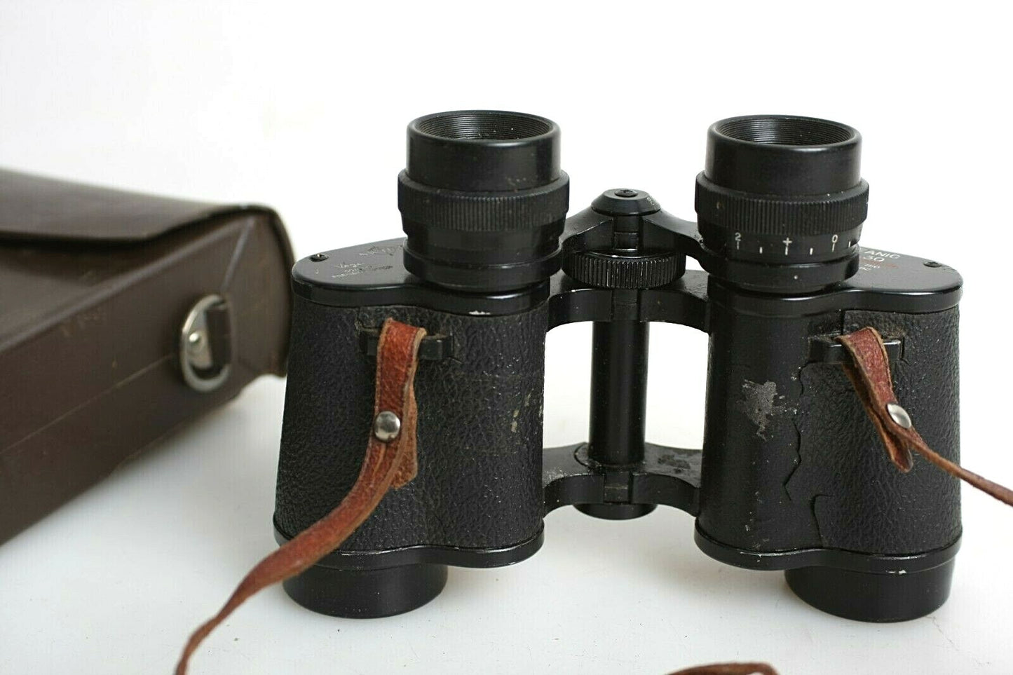 Swift Vega Oceanic 6X30 Binoculars #750 with Case