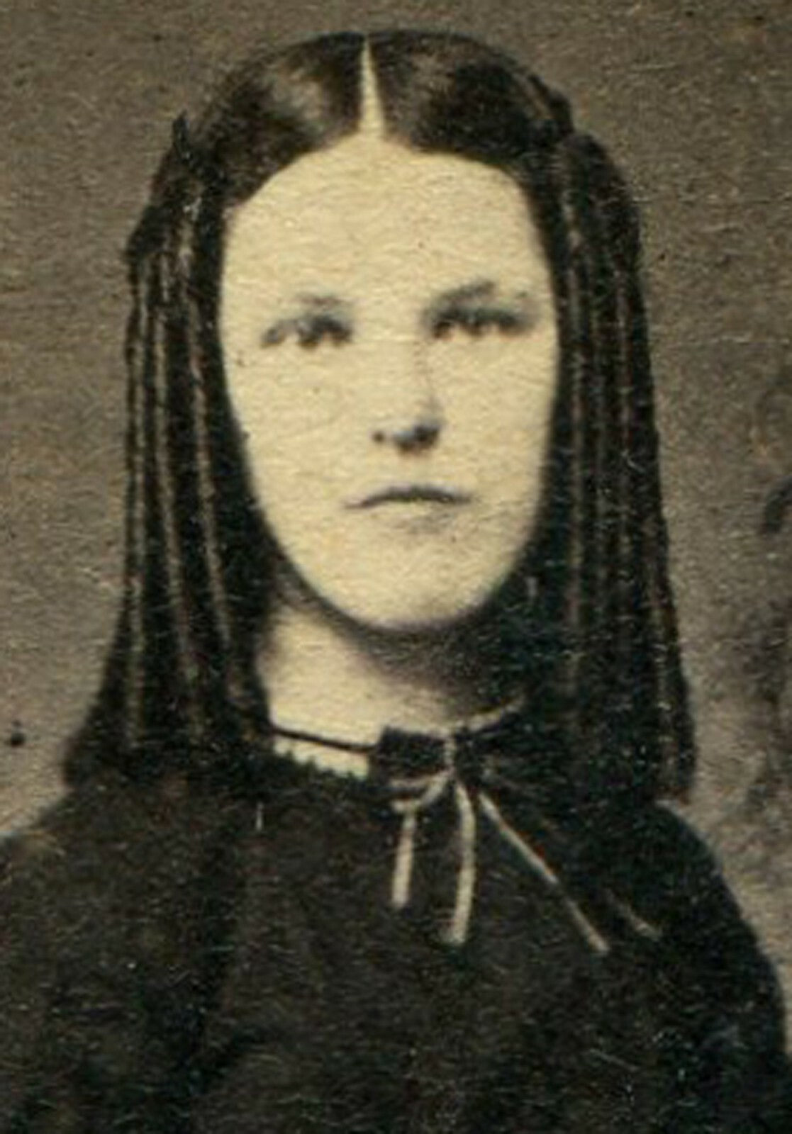 19TH CEN WEDNESDAY ADDAMS LOOK ALIKE. CDV.PHILADELPHIA, PA.