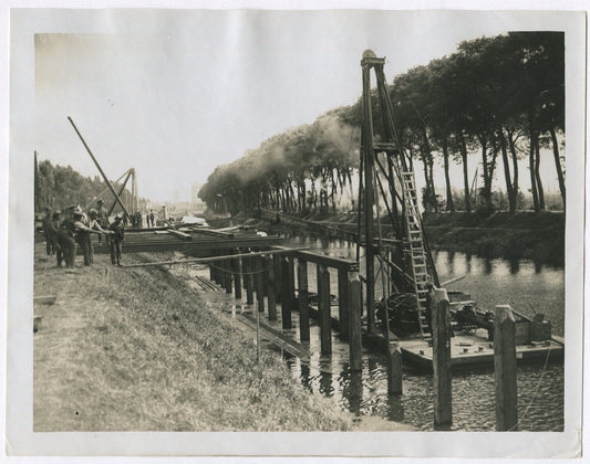WWI British Troops Photograph 8x10 Reprint of Wharf Construction Historical