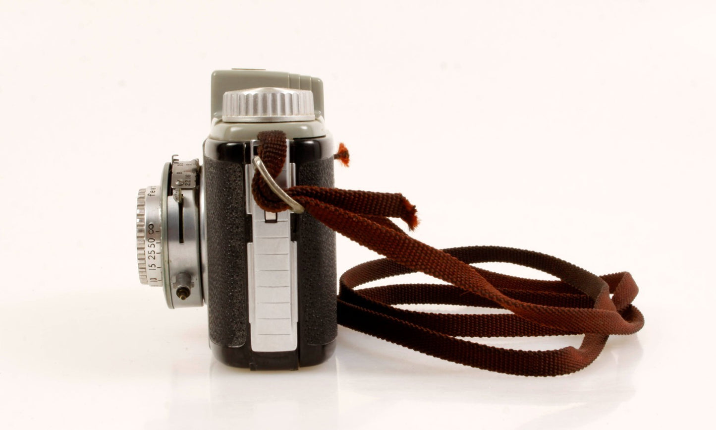 Vintage Kodak Pony 828 Camera with Film and Case WORKS