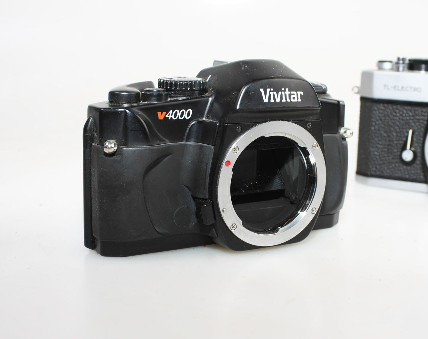 Vivitar, Quantaray, and Yashica Cameras For Parts, Set of 3