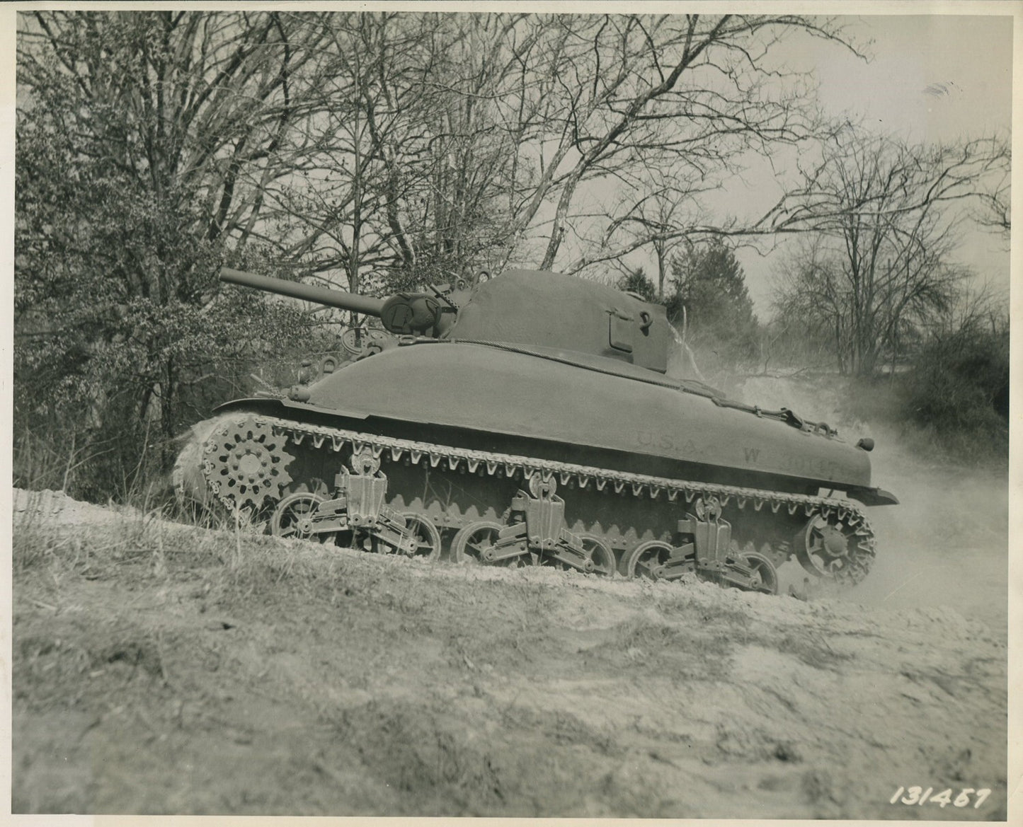U.S. TANK IN THE FIELD. WWII. (8X10 REPRINT)
