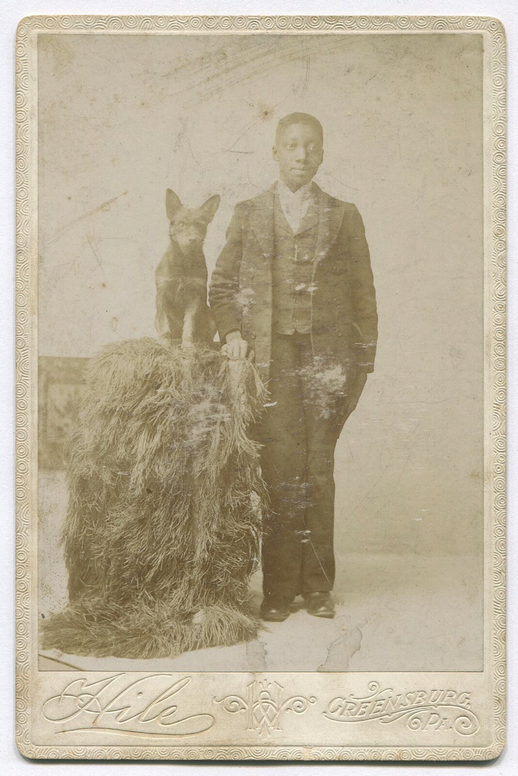 YOUNG AFRICAN AMERICAN TEENAGER POSED WITH PET DOG. CABINET CARD. GREENSBURG, PA.