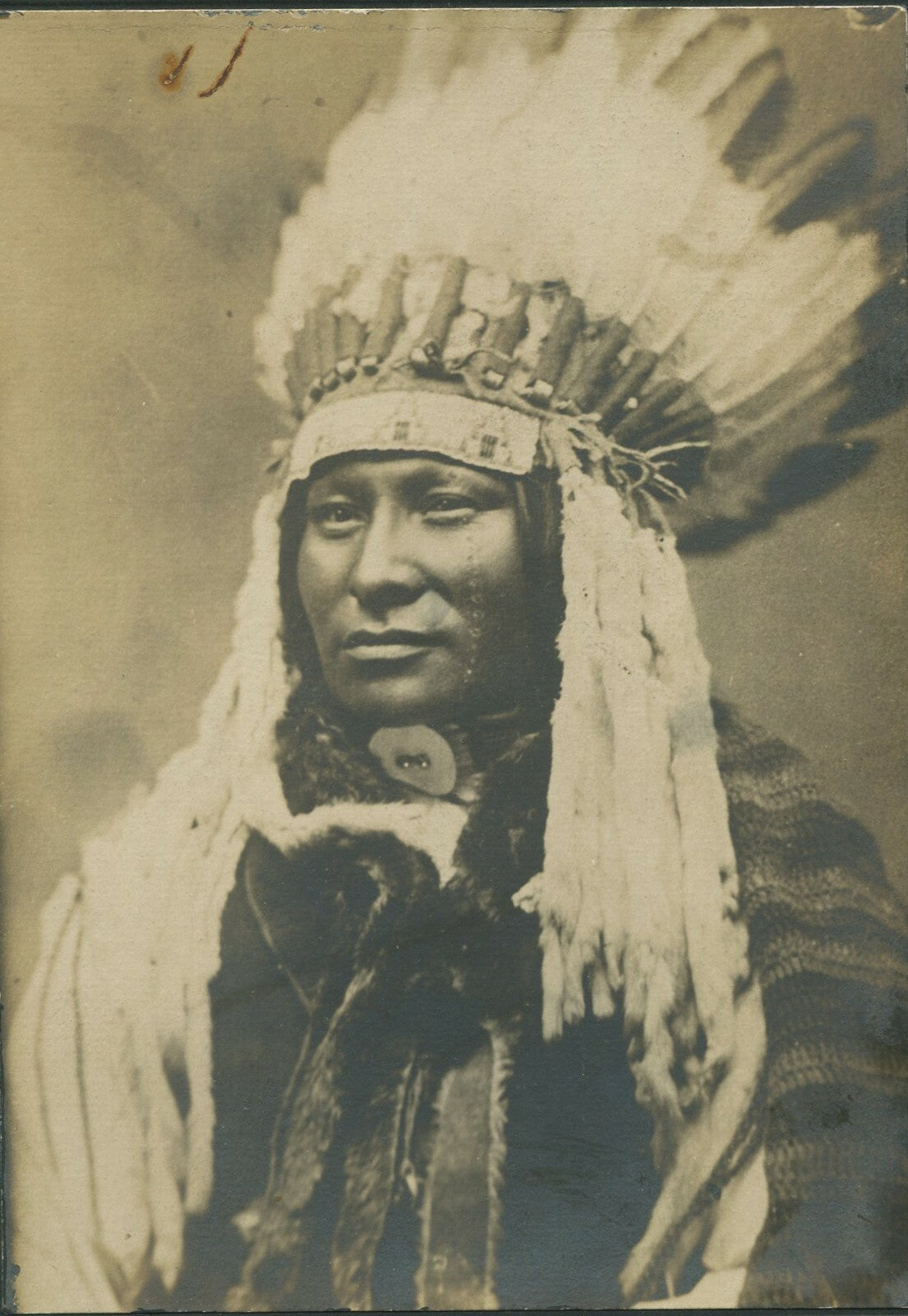 RAIN IN THE FACE, SIOUX CHIEF. VINT. SILVER PRINT CABINET CARD ON MATBOARD
