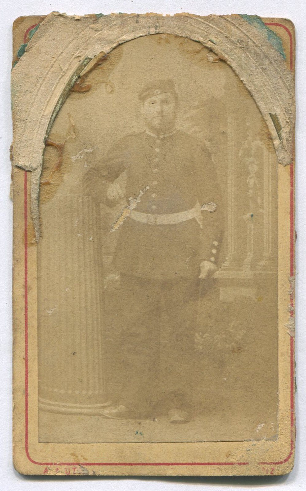 SOLDIER IN UNIFORM, 1870-90. CDV. IMAGE AND CARD SHOW WEAR.