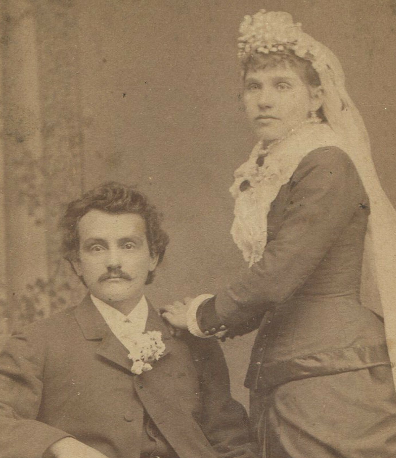 WOMAN IN BRIDAL VEIL, MAN STARES BLANKLY. YIKES. CABINET CARD. WASHINGTON, MO.