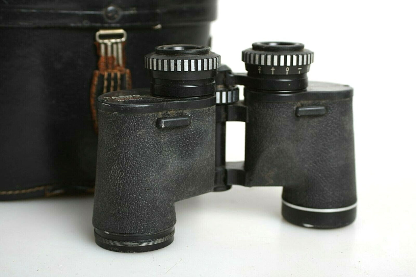 Tasco 7X35 Extra Wide Binoculars #82598 with Case