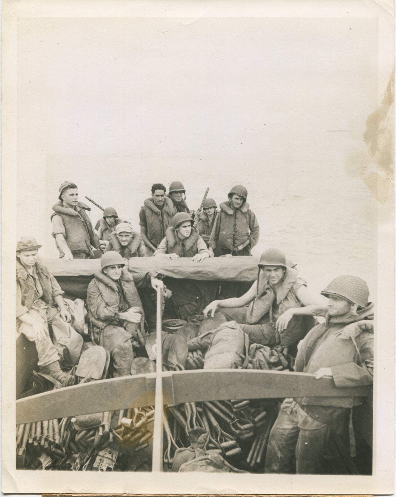 U.S. TROOPS ON LANDING CRAFT, NEW GUINEA. WWII. (8X10 REPRINT)