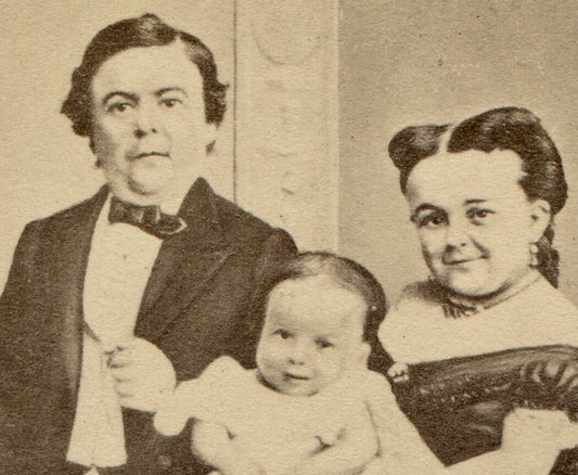 TOM THUMB AND WIFE AND CHILD. CDV.