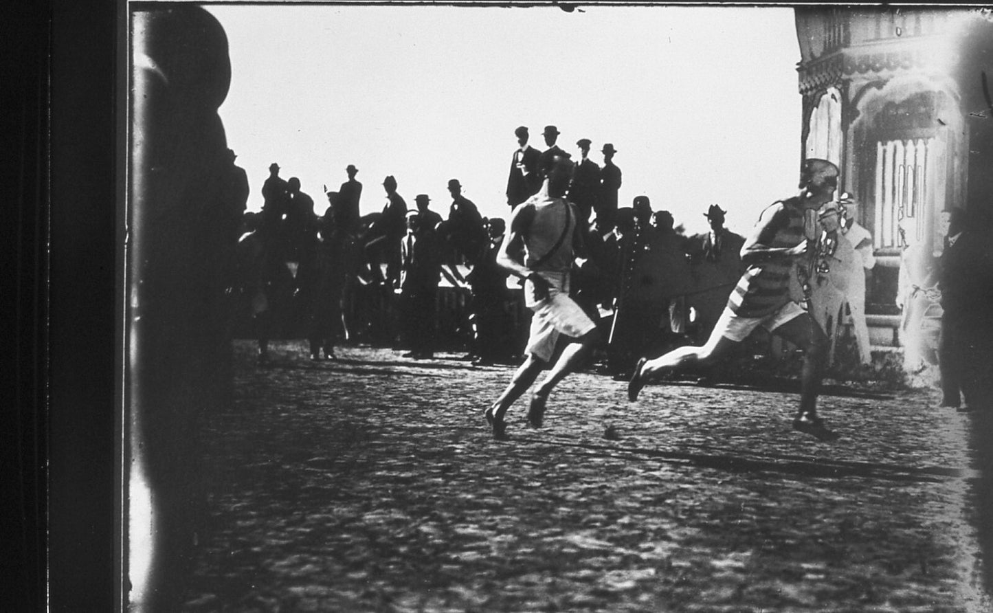 A. Wells Photography - 35mm/135 Slide Film B&W Lot of 24