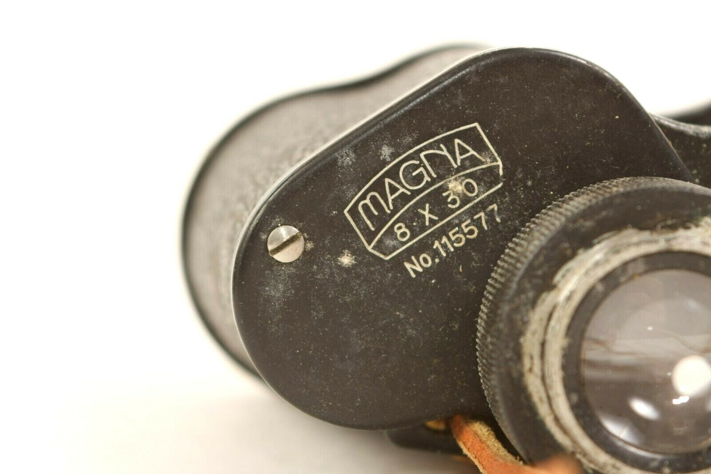 Magna 8X30 Vintage Binoculars with Case