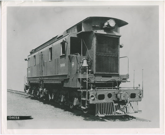 THE BALDWIN LOCOMOTIVE. BLACK AND WHITE SILVER PRINT 8 X 10.