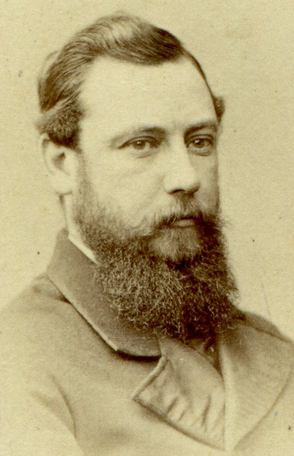 MAN W/VERY FULL BEARD. CDV FROM DUBLIN SCHOOL OF PHOTOGRAPHY. IRELAND.