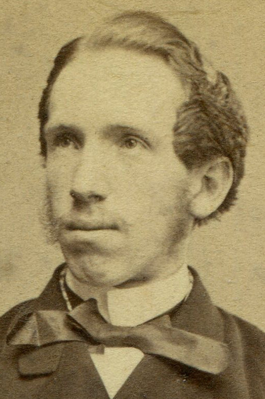 MAN, SEATED POSE, HANDS IN LAP, INDEX FINGERTIPS TOGETHER. CDV. WIEN, AUSTRIA.