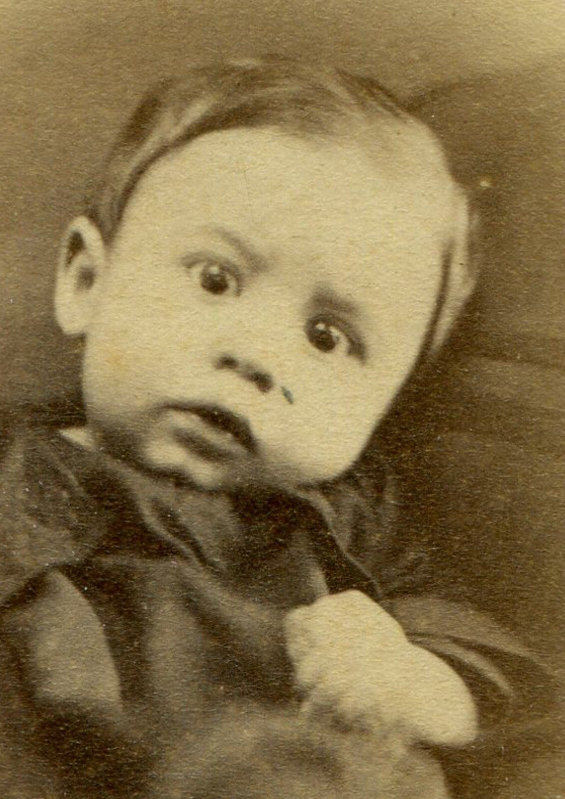 ALMOST HIDDEN MOTHER, WITH STARTLED CHILD. CDV. TROY, PA.
