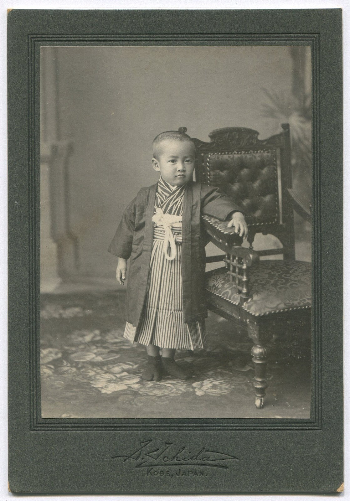 VERY YOUNG JAPANESE BOY, TRADITIONAL DRESS. ID ON CARD BACK. CABINET CARD, KOBE,
