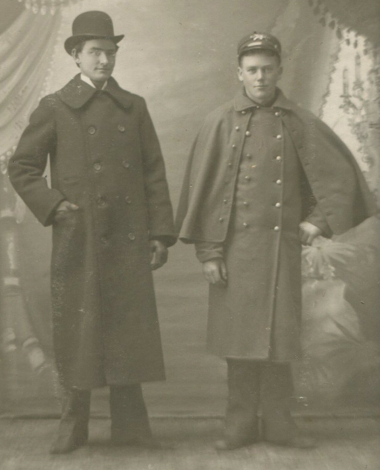 POLICEMAN & TALL DETECTIVE. CABINET CARD. VIOLA, WIS.