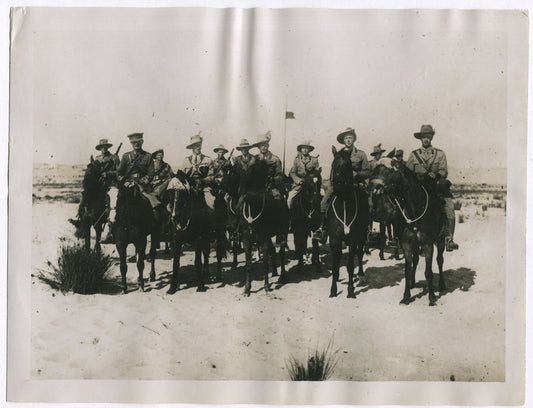 BRITISH EMPIRE ANZAC MOUNTED DIVISION, EGYPT. WWI. (8X10 REPRINT)