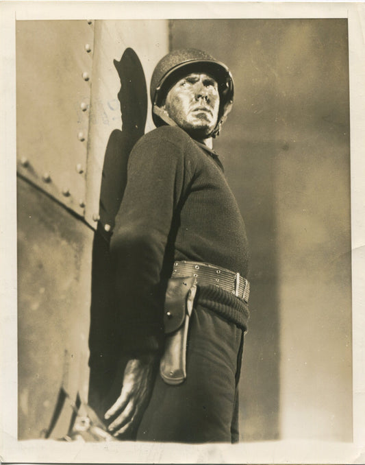 TYRONE POWER, MENACING POSE. 1942. (8X10 REPRINT)