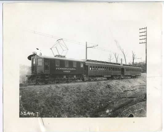 WESTINGHOUSE EARLY ELECTRIC LOCOMOTIVE. BLACK AND WHITE SILVER PRINT 8 X 10.