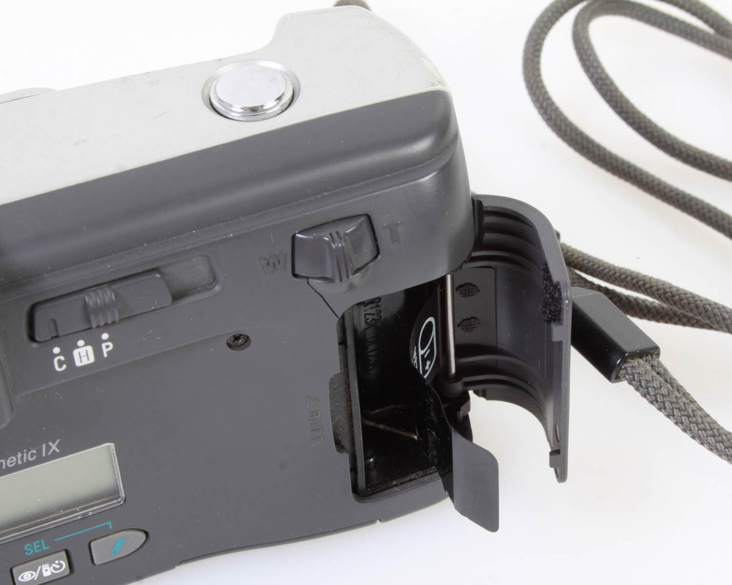 NIKON NUVIS 110i APS FILM CAMERA W/ WRIST STRAP