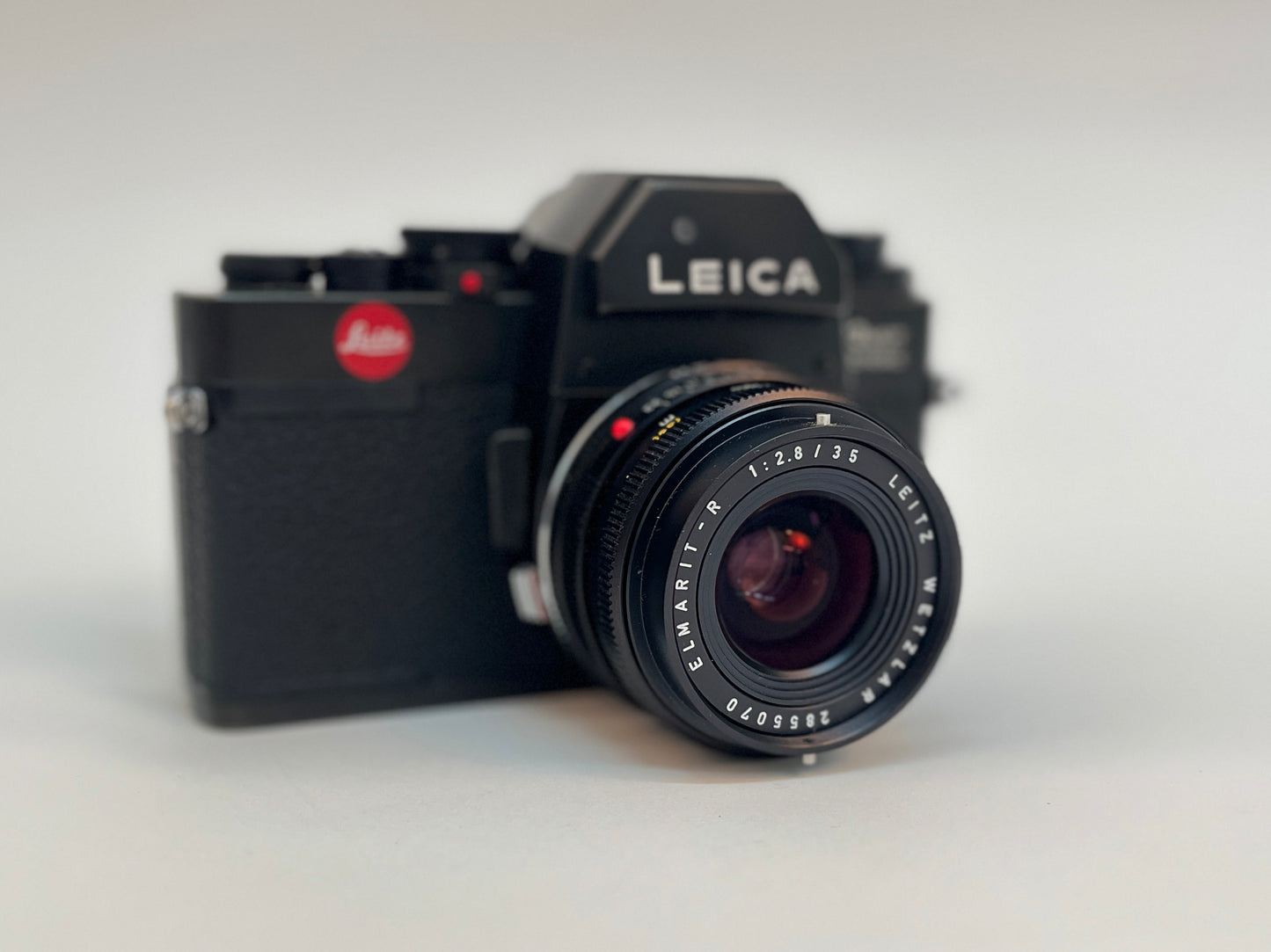 Leica R3 MOT with MINT Elmarit-R 35mm f/2.8 Lens