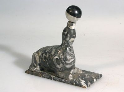 MARBLE SEAL SHELF ORNAMENT. VINTAGE