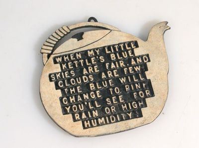 WHEN MY LITTLE KETTLE... VINTAGE CERAMICWALL HANGER