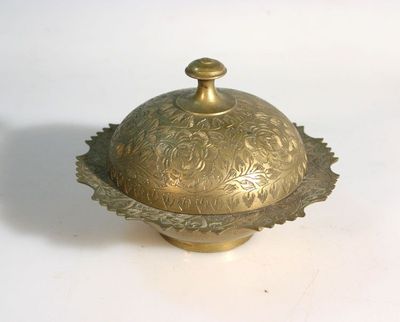 BRASS, VINTAGE TRINKET BOX. ORNATELY ENGRAVED