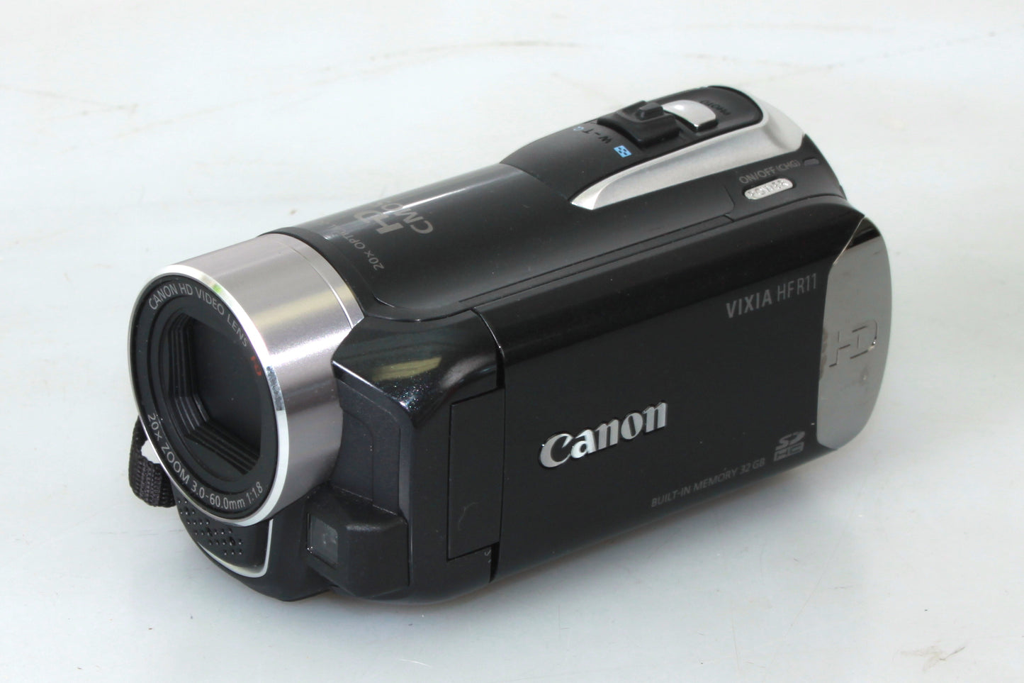 Canon Vixia HF R11 Digital Camcorder Black 1080p HD 4GB SD Card + Cords in Box