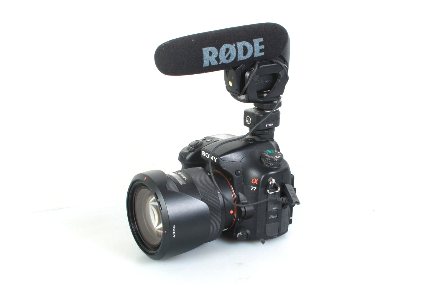 SONY ALPHA SLT-A77 24.3MP DIGITAL SLR CAMERA W SAL1650 16-50MM 2.8 SSM LENS & RODE MICROPHONE